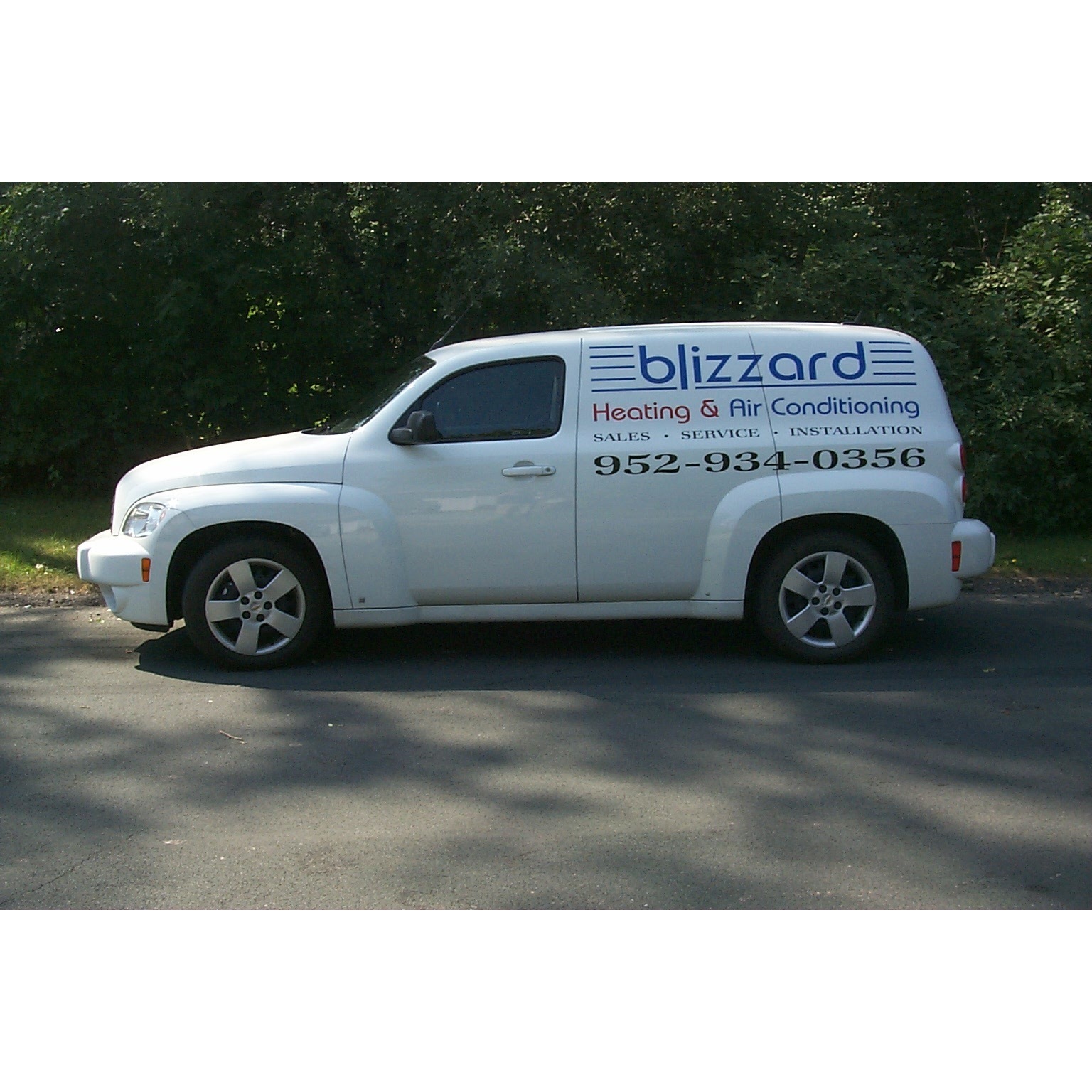 Blizzard Air Inc Logo