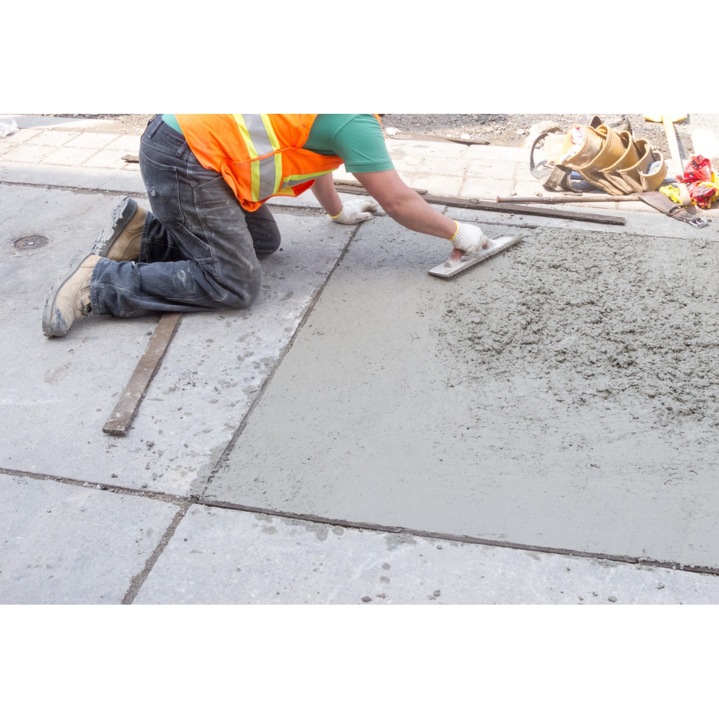 Via Galante Cement Contractors Inc Logo